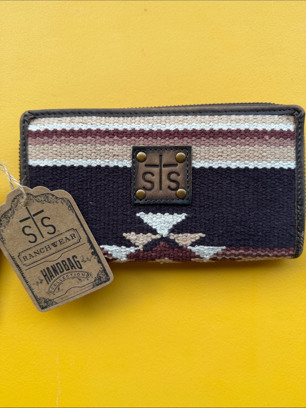 STS Ranchwear Black, Brown & Cream Southwestern Zip Wallet